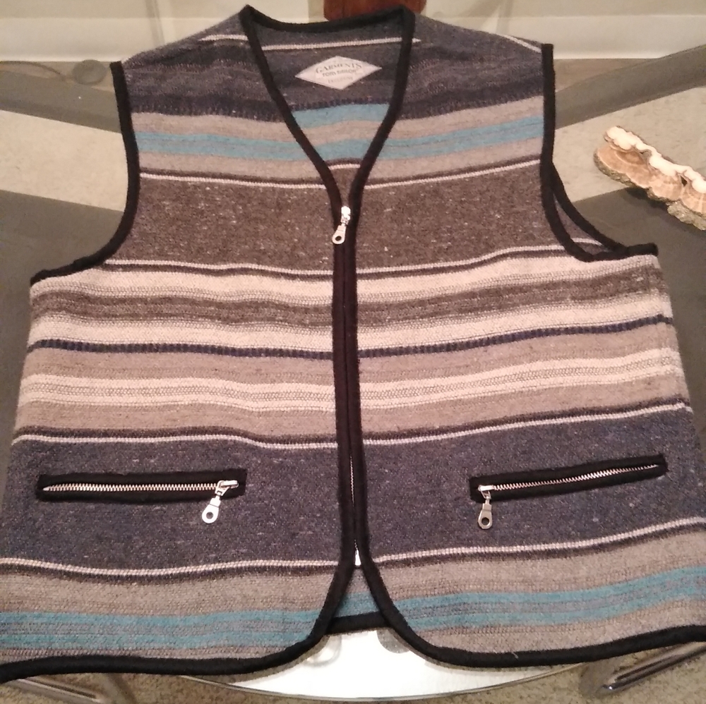 Men's size L vest
